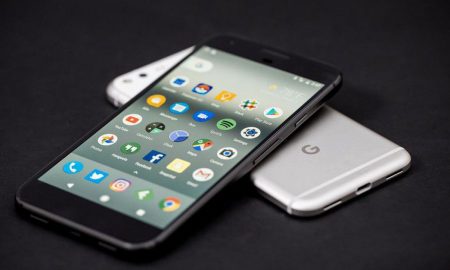 Google Pixel 2 Smartphone Developed With OLED Display And No Headphone Jack