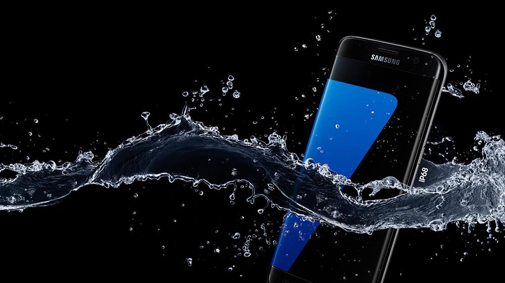 Here Some Of The Best Smartphones To Use With Water Resistance