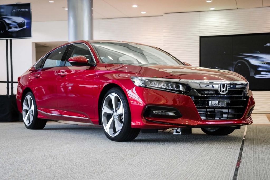 Honda Launches New Honda Accord 2018 Model To Beat Old One