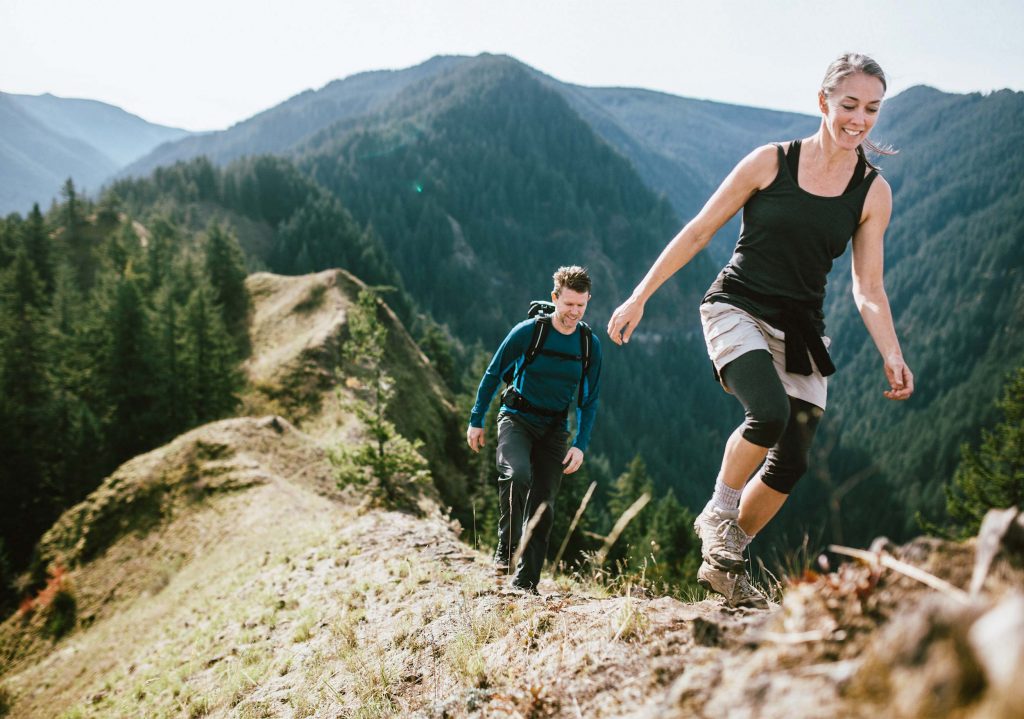Amazing Health Benefits Of Hiking Once A Week - ebuddynews