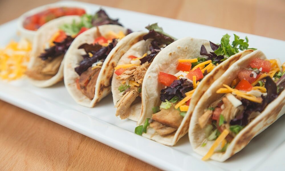 Chicken Tacos with Avocado and Vegetables - eBuddy News
