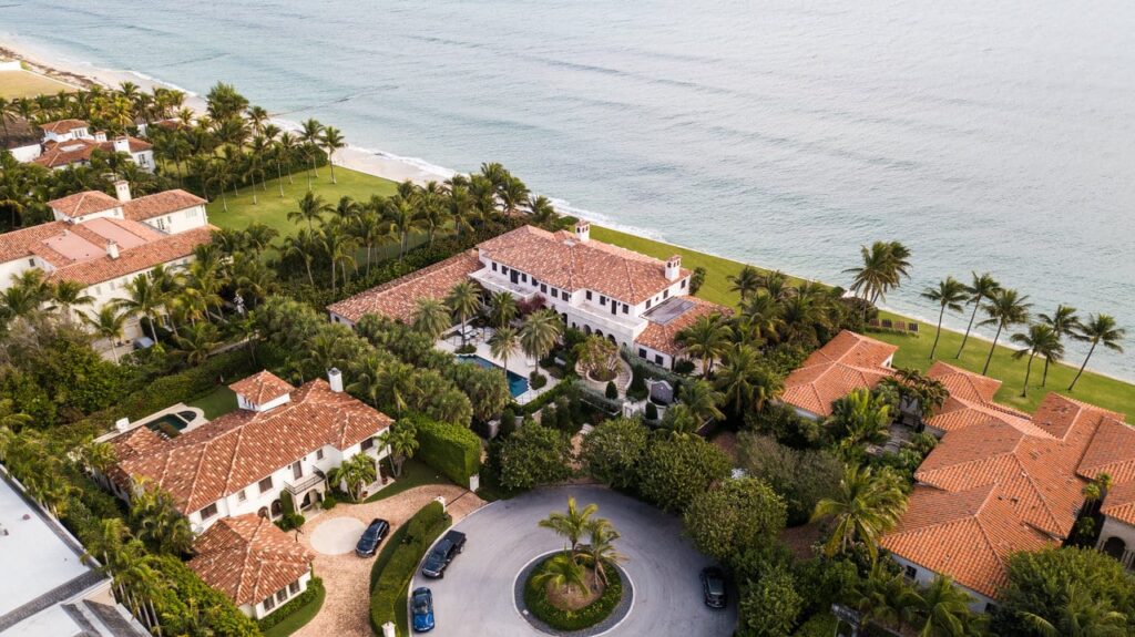 Howard Stern $ 54.9 Million At Palm Beach, Florida - ebuddynews