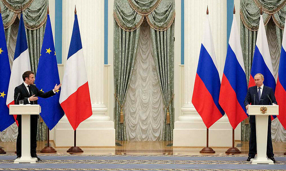 Macron-Putin Meeting - ebuddynews